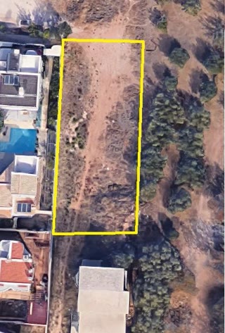 1080 m² Plot