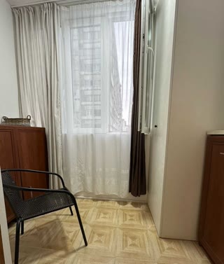 ქირავდება 2 ოთახიანი ბინა საბურთალოზე