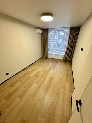 Продаж 2-кімнатної квартири в ЖК Варшавський-3