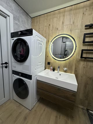 Продам 3-х кімнатну квартиру Павлове Поле
