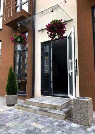 For Sale: Euro Two-Room Apartment, Lavina Shopping Mall, Svyatoshyn District