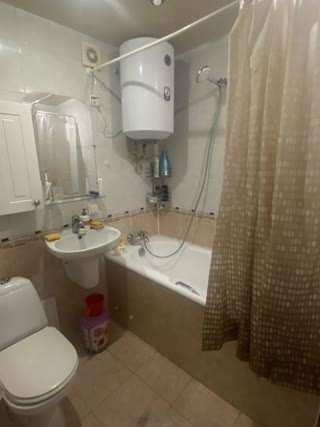 Продам 2х к.кв Центр