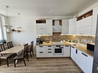 Продаж 1к квартири у Дарницькому районі, метро Позняки або Харківська