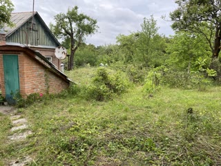 Продам красивий і затишний будинок з ділянкою землі 20 соток в смт Високий