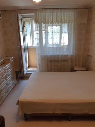 Продам 3-х к квартиру пос. Жуковського