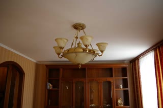 Продаж 2-кімнатної квартири на Позняках біля метро та ТРЦ Піраміда