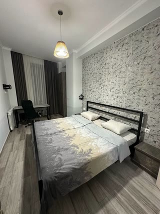 იყიდება 2ოთახიანი ბინა საბურთალოზე