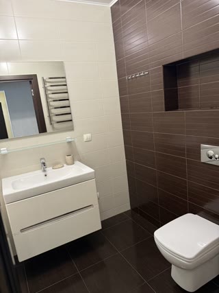 Продаж 3-кімнатної квартири в ЖК “Урлівська”  біля ТРЦ River Mall