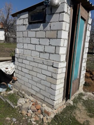 Продається земельна ділянка зі старим будинком, Люботин