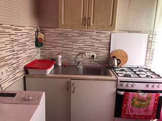 в центре Чугуева продам 2х ком