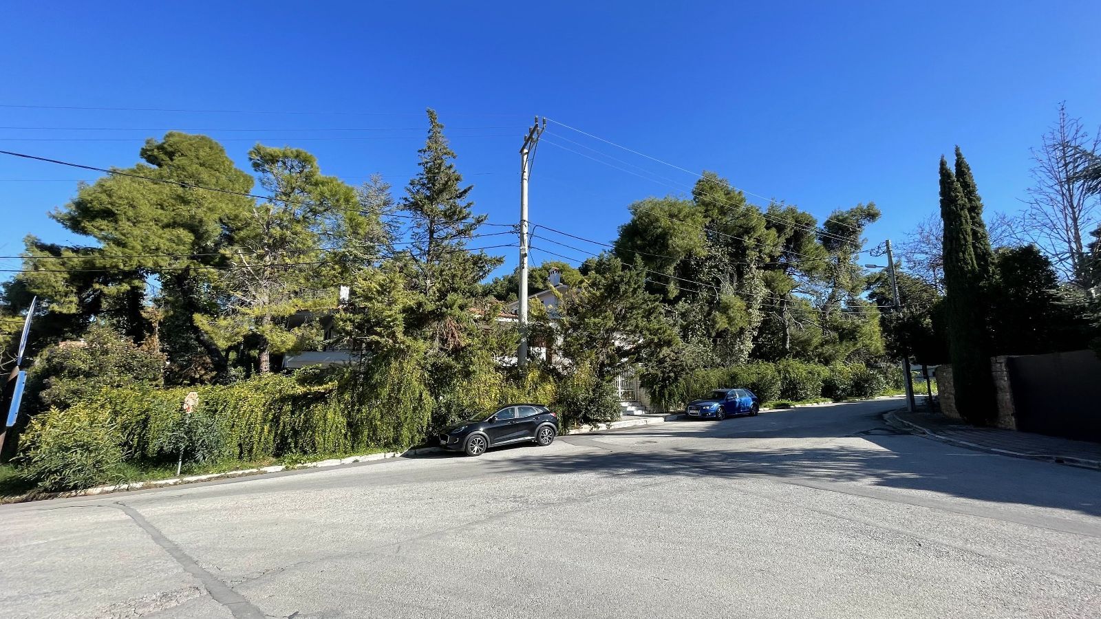 1600 m² Plot