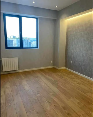 ქირავდება საოფისე კომერციული ფართი ვაკეში