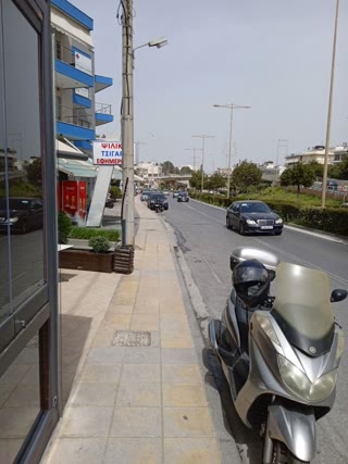 200 m² Store