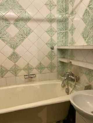 Продаж 2-х кімнатної квартири метро Почайна