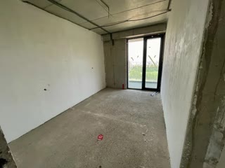 იყიდება 3 ოთახიანი ბინა კრწანისში