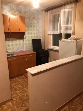 Продам 1 кімнатну квартиру Рогань