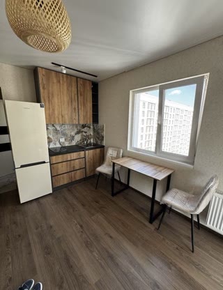 Продаж 1-кімнатної квартири в ЖК Нова Англія біля метро