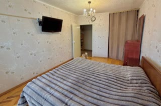 Продам 3 кімнатну квартиру Ботанічний Сад – Павлово Поле
