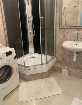 Продається 1к квартира з панорамним краєвидом, метро Осокорки, ТРЦ River Mall