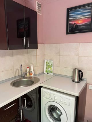 Продам 1 к.квартиру м.Салтовська ЦНАП вул. Непокорених (Героїв праці)