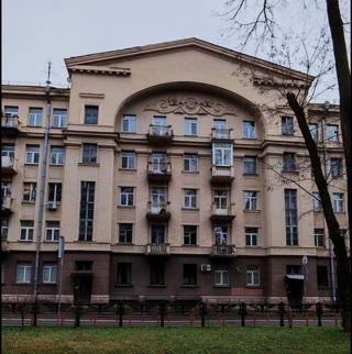 Продаж 3-кімнатної квартири біля Маріїнського парку та метро Арсенальна