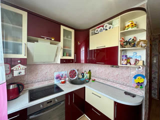 Продам 3х ком.квартиру в районі, Алексеєвка