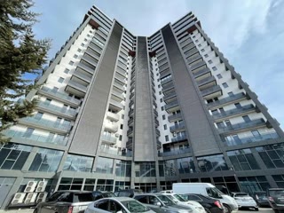 ქირავდება 2 ოთახიანი ბინა საბურთალოზე