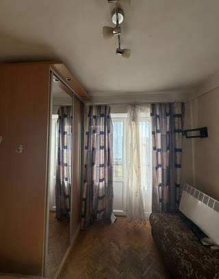 Продаж 3к квартири 70 кв. м на вул. Данила Щербаківського