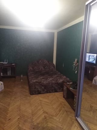 Продам 1-кімнатну квартиру на Нових Будинках