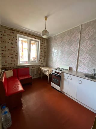 Продаж 1 к квартири по вулиці Сергія Грицевця Індустріальний р-н Роганський жм
