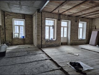 Продаж 4-кімнатної квартири Центр Київа Ярославів Вал біля Золотих Воріт