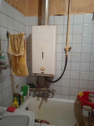 Продажа 2-К квартира в центрі міста за супер ціной! м. Наукова  вул. Космічна