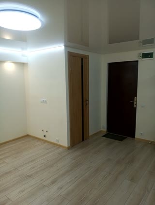 Продам діючий бізнес з власним приміщенням.