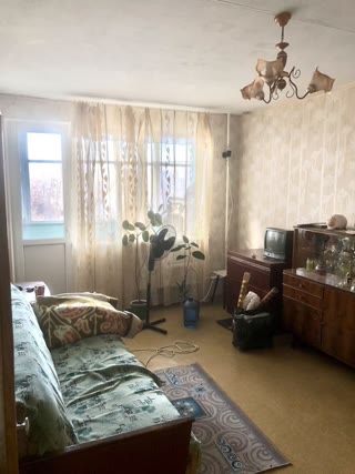 Продам 1 комнатную 36 м2. Ул. Светлая
