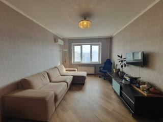Продаж 3-кімнатної квартири на Виноградарі