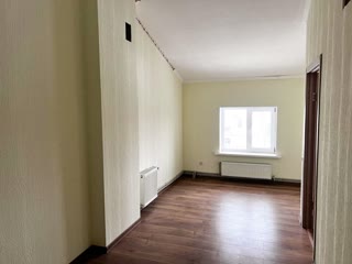 Продам 3к дворівневу квартиру завод Малишева