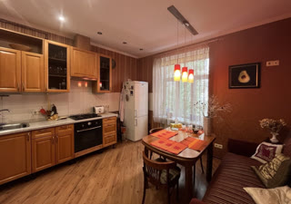 Продається 3-кімнатна квартира, вул. Сирецька, Куренівка, Подільський