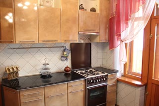 Продам, 4км.кв.Центр Університет