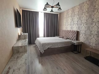Продаж 1-кімнатної квартири біля парку Партизанської Слави та метро Червоний Хутір!