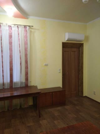 Продам 2-кімнатну квартиру Нова Баварія