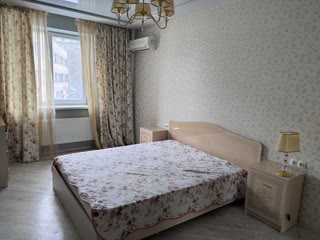 Продам 1к квартиру м Спортивна