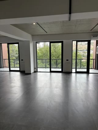 Commercial space for rent in Vake