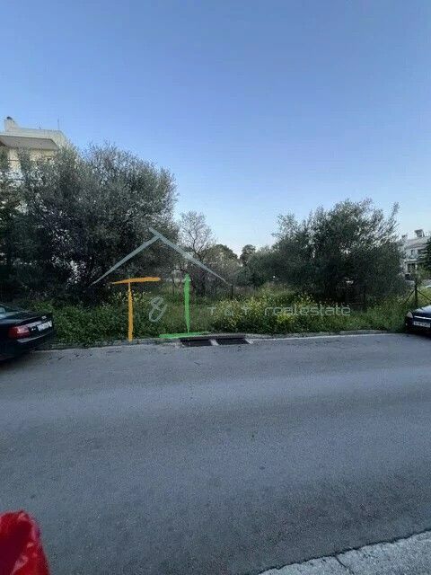 Участок 592 м²