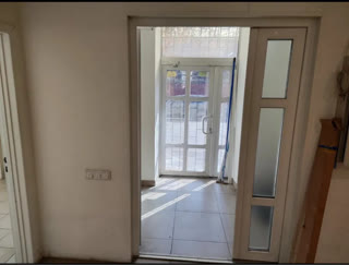 Оренда торгівельного приміщення 160м2. Почайна