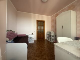 For Sale 4-Room Apartment RZhM