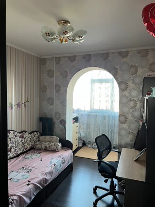 Продам трикімнатну квартиру Нові Будинки