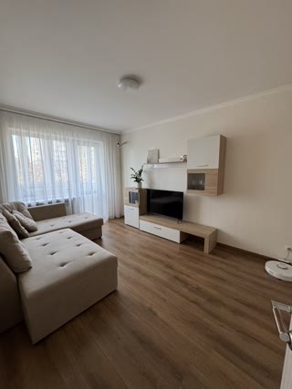 For Sale 1-Room Apartment, Litvinenko-Volghemut St, Svyatoshynsky