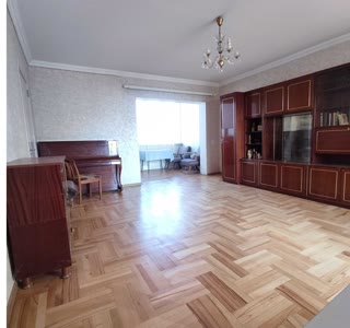 4-room apartment for sale on Nutsubidze Slope.