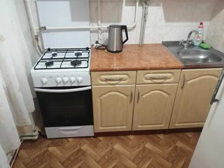продам 2комнатну квартир