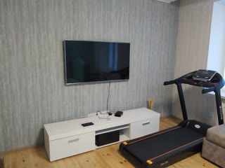 Продається прекрасна 2-кімнатна квартира сталінка, м. Захисників України